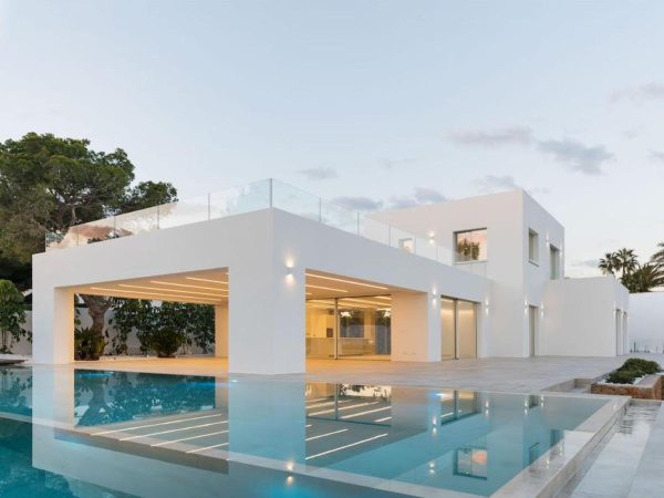 Ventajas de tener jardín y piscina en casa