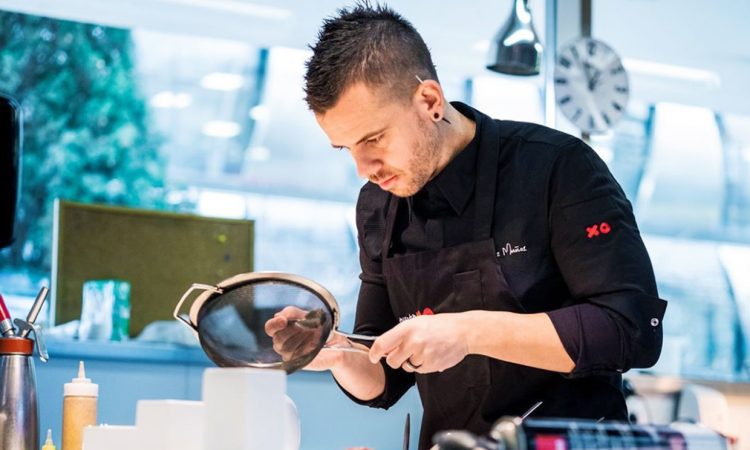 Los reconocimientos le permitieron levantar su proyecto