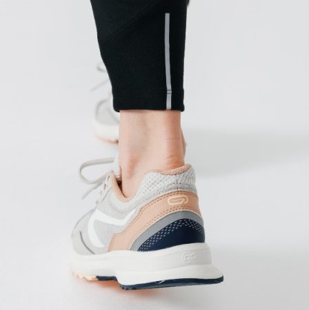 La fiebre con las mallas de Decathlon que marcan las curvas y sirven para todo 11 Merca2.es Mallas térmicas running Warm Mujer negro de Decathlon