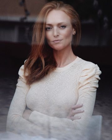 Foto corporativa de Mireia al frente de Zinko