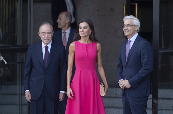 La Reina Letizia luce brazos tonificados Merca2.es