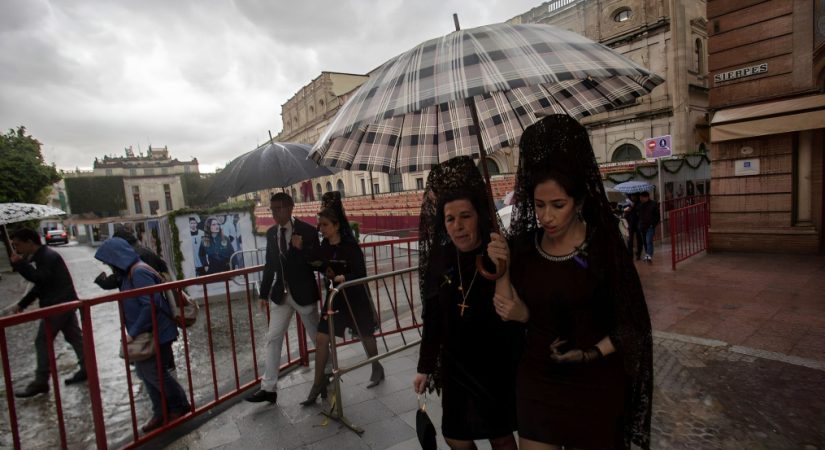 Lluvia en la Semana Santa de Sevilla