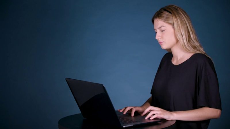 La cantidad de pantallas que miran nuestros ojos