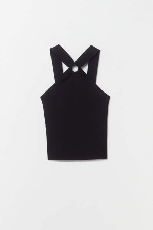 Top Anilla Tirantes de Stradivarius