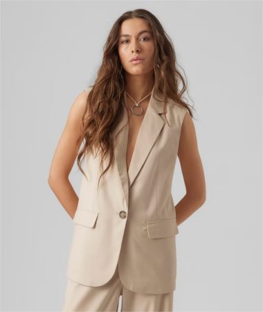 ¿Cómo combinar los suéteres finitos de Sfera para el verano?