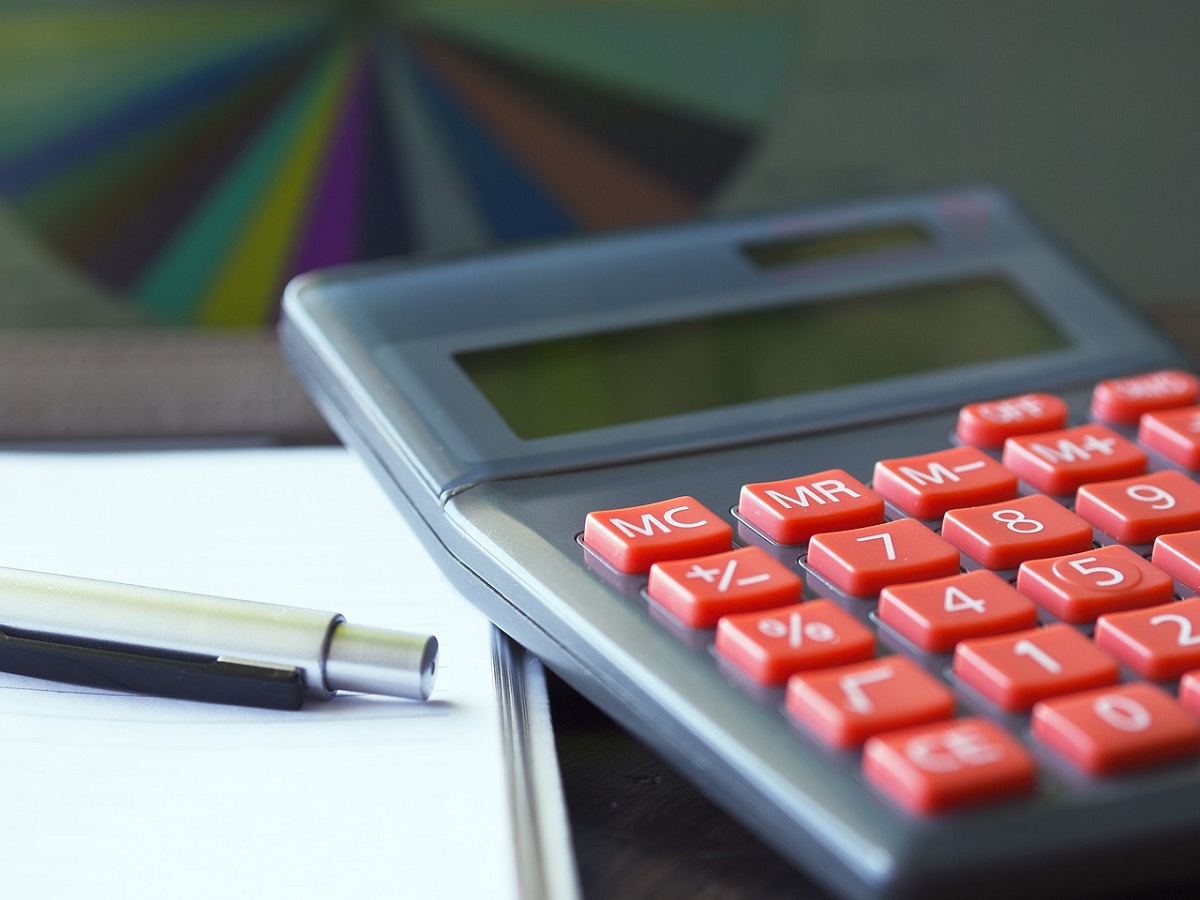 ¿Es buena idea contratar un abogado fiscalista para la declaración de la renta 2022?