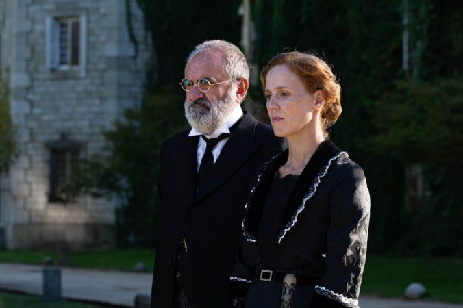 La Promesa: Manuel es trasladado convaleciente a la mansión 34 Merca2.es La Promesa