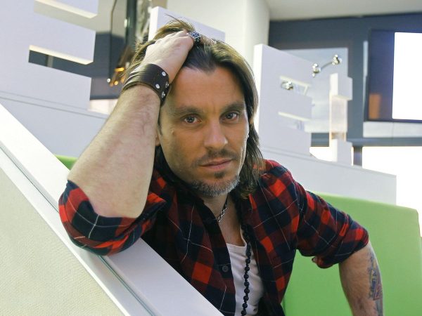 Operación Triunfo: así ha cambiado el “triunfito” Javián en veinte años 22 Merca2.es f.elconfidencial.com original 017 4db 61c 0174db61c96e51ed364f3f337f4988eb Merca2.es