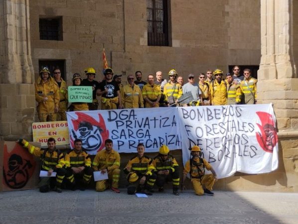 El vídeo más desolador de el incendio de Villanueva de Viver: 70 ancianos refugiados en un autobús 18 Merca2.es Bomberos de Aragón
