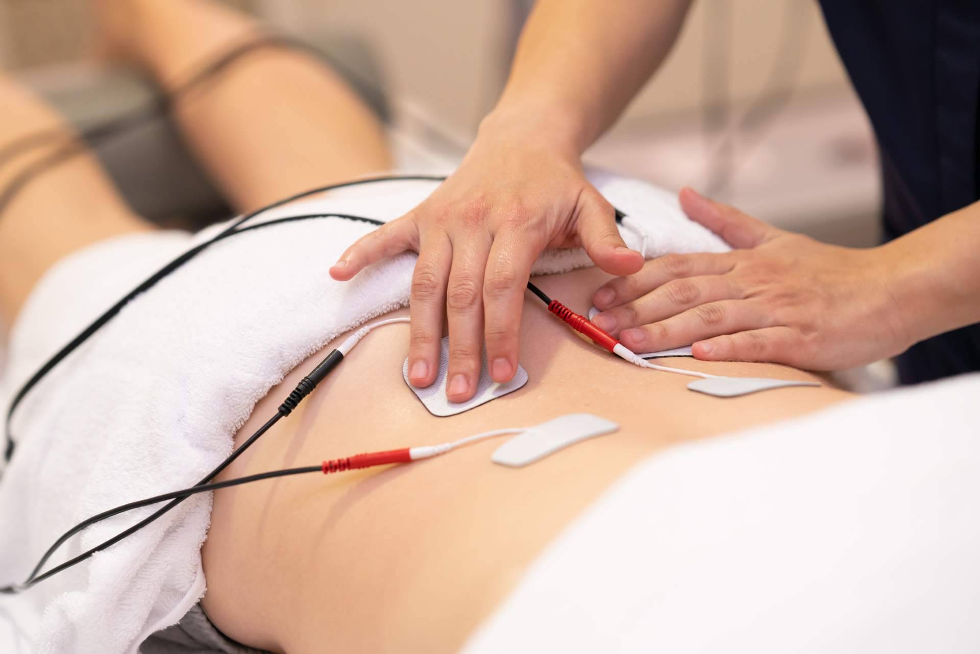 ¿Cómo aliviar el dolor y fortalecer los músculos en casa? TENS disponibles en electrosalud.online