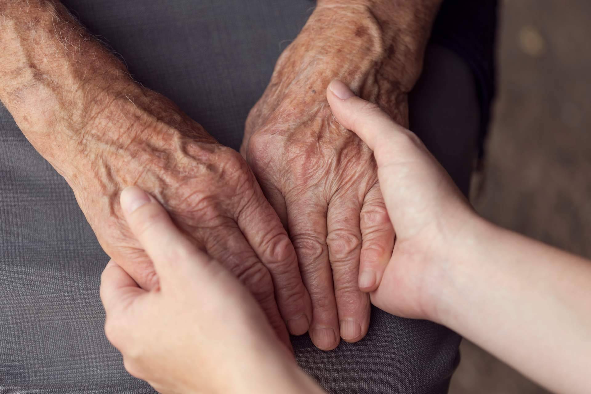 Cuidado de ancianos en Madrid de la mano de Seyer Hogar
