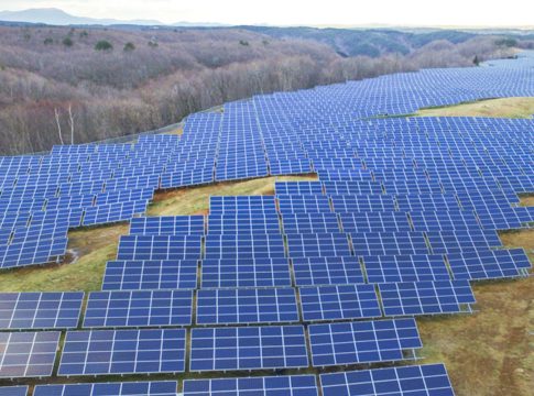 parque-x-elio-kkr-brookfield Uno de los huertos solares de X-Elio, propiedad ahora de Brookfield