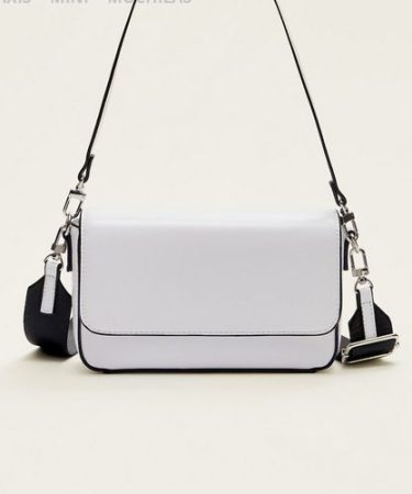 screenshot www.stradivarius.com 2023.03.15 15 23 16 Merca2.es