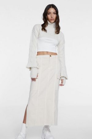 screenshot www.stradivarius.com 2023.03.29 10 28 36 Merca2.es