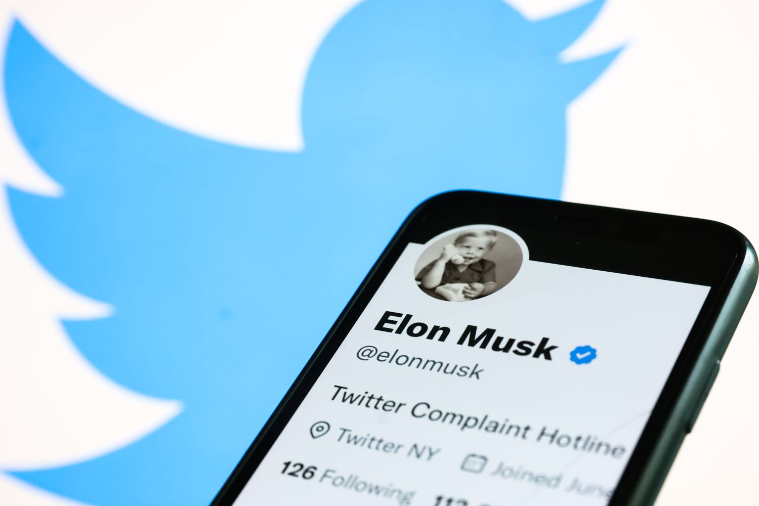 El final de Twitter Blue llega con una avalancha de quejas y controversias