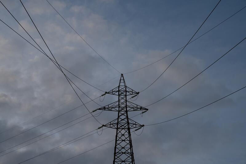 El precio de la luz subirá este lunes un 162%, hasta 66,66 euros/MWh