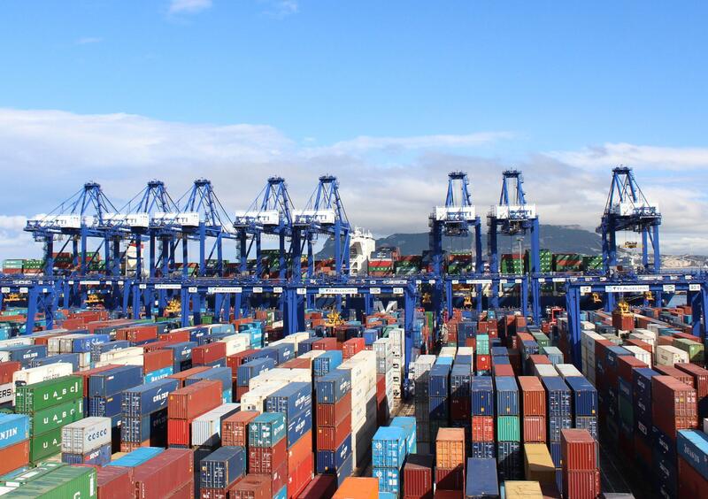 Las empresas mejoran sus expectativas de exportación y la percepción de la cartera de pedidos
