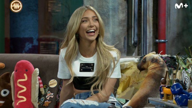 El increíble regalo de Ana Mena en ‘La Resistencia’ para bajar las inflamaciones 22 Merca2.es ¿Cuál fue el regalo que le trajo Ana Mena a David Broncano?