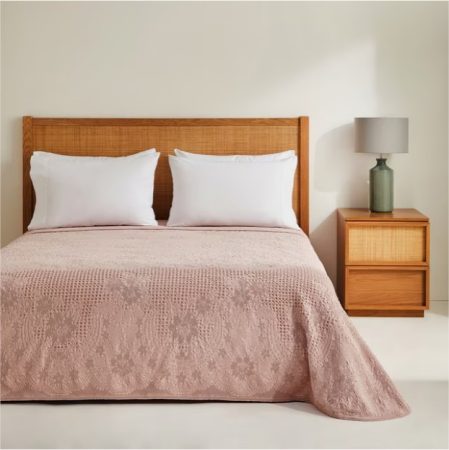 Colchas, sábanas y más: 10 opciones de ropa de cama de El Corte Inglés que le darán un toque de color a tu habitación 24 Merca2.es Colcha algodon Carla El Corte Ingles Merca2.es