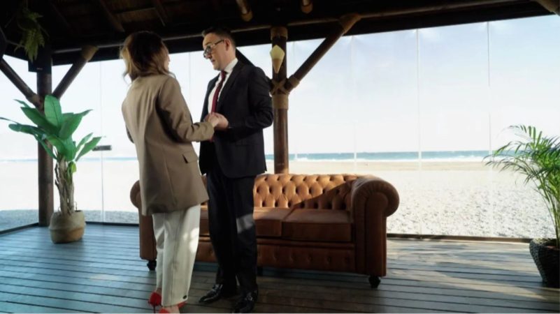 Esther y Risto hacen las pace