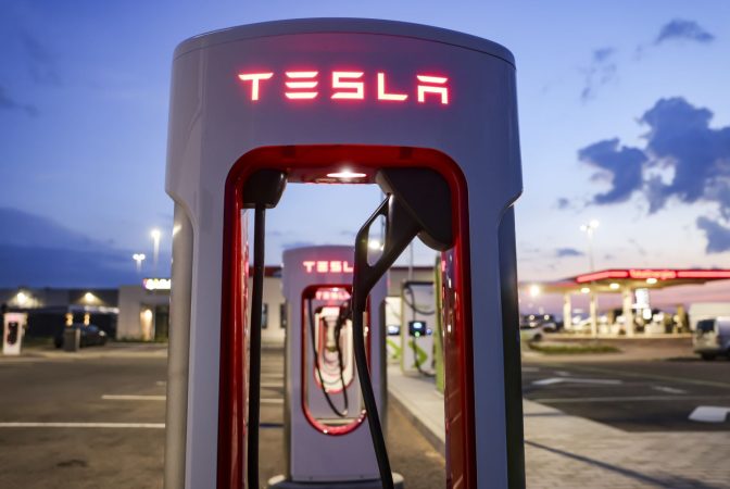 EuropaPress 5061704 filed 01 july 2022 saxony schkeuditz tesla charging stations at car Merca2.es