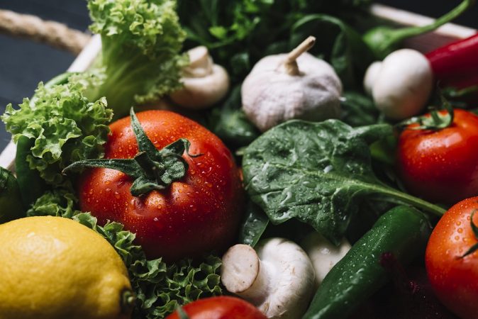 Ingredientes para la sopa fría de tomate