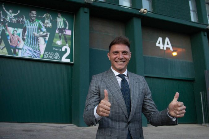 La increíble recopilación de chistes de Joaquín 18 Merca2.es Joaquín frente al Benito Villamarín