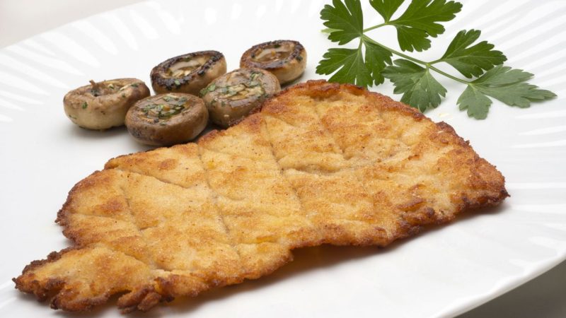 Elaboración de los escalopes de pavo de Karlos Arguiñano