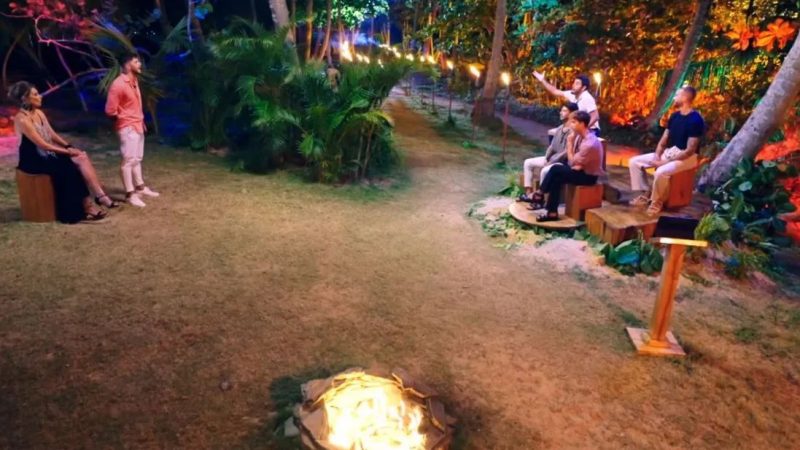 Los compañeros de Adrián critican a Napoli