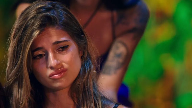 La Isla de las Tentaciones: Telecinco aclara su "problema puntual" 23 Merca2.es Lydia ve la infidelidad de Manuel