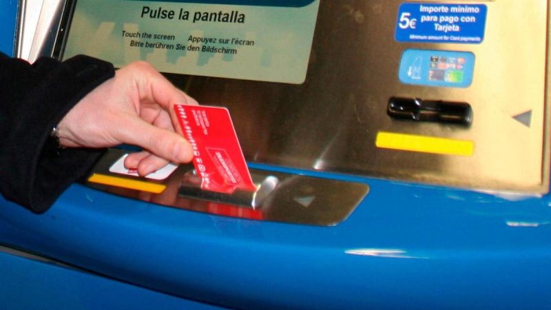 Máquina para recargar la Tarjeta Multi