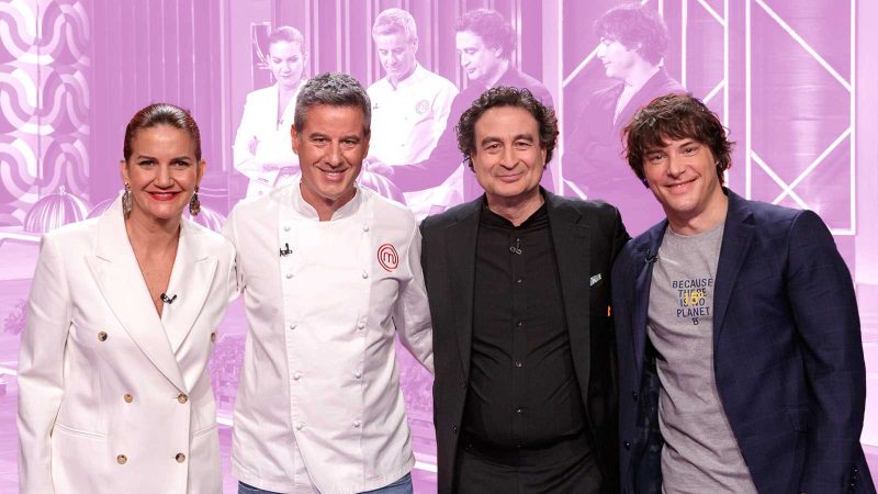 Masterchef: se enfrenta con los jueces y termina expulsada 6 Merca2.es Tras la expulsión de Jeremy, Masterchef 11 tuvo otra noche de cuchillos voladores