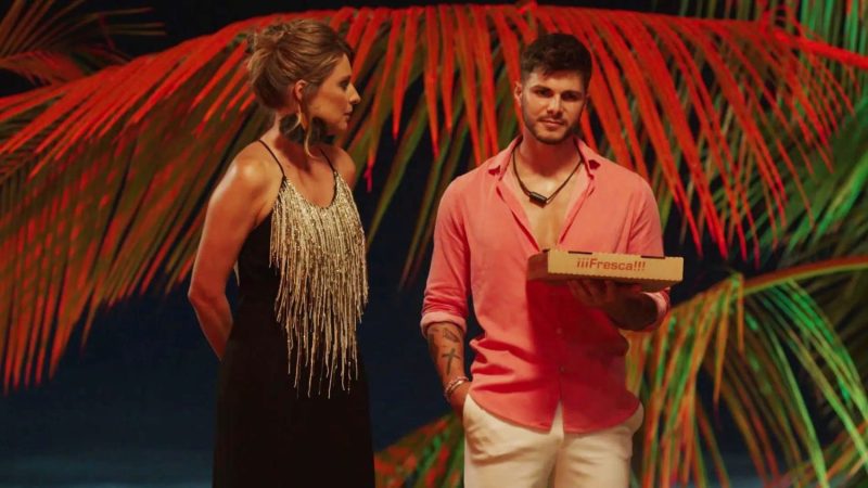 Napoli acudió a la hoguera con una pizza