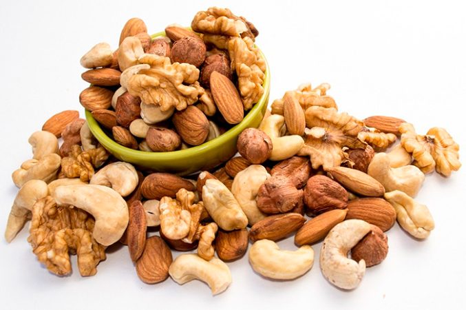 Las nueces y las almendras