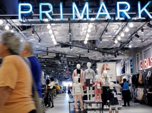 Primark sale de la ‘caverna’ y apuesta por el ‘Click & Collect’ Primark sale de la ‘caverna’ y apuesta por el ‘Click & Collect’
