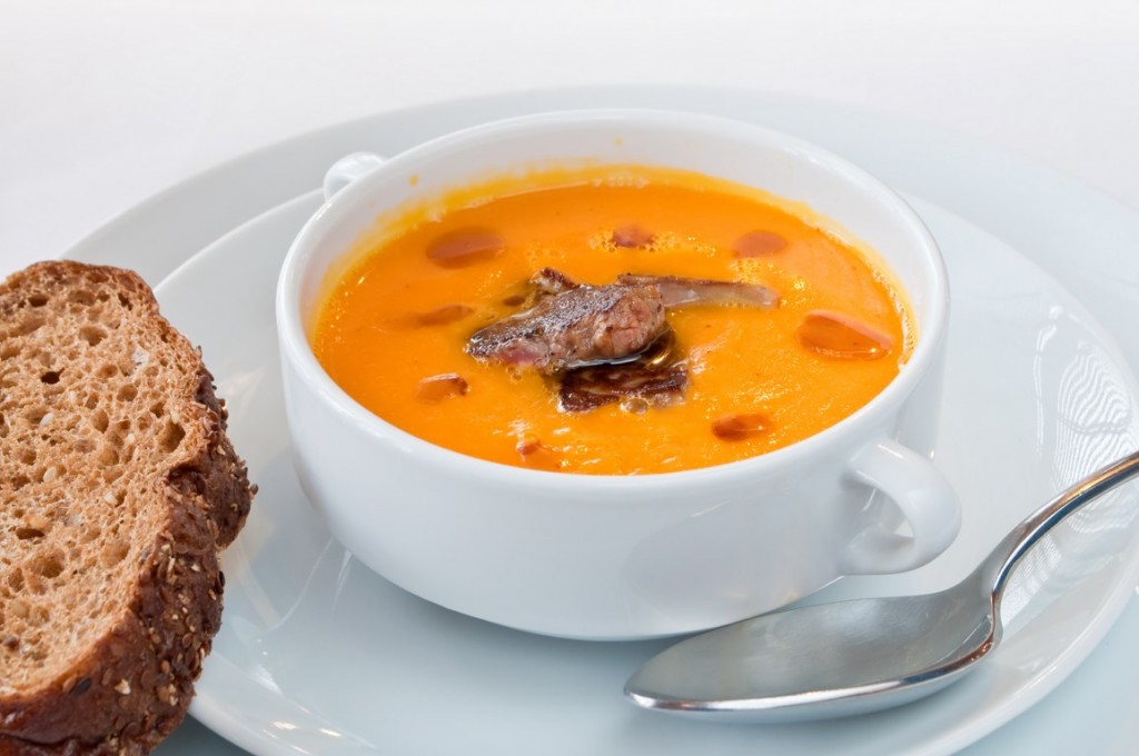 Carme Ruscalleda y sus sabores de la tierra: sopa de calabaza con crema de foie y trufa
