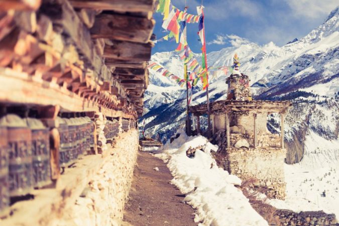 Así es el terrorífico aeropuerto que desearás evitar: un abismo tras la pista 21 Merca2.es Trekking en Nepal empieza por esta guIa de viaje 1200x800 1 Merca2.es