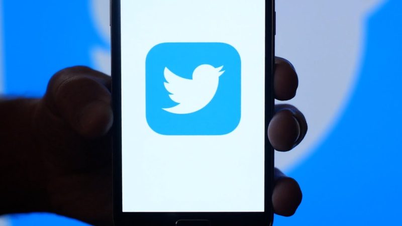 elon musk cambia el logo de twit Merca2