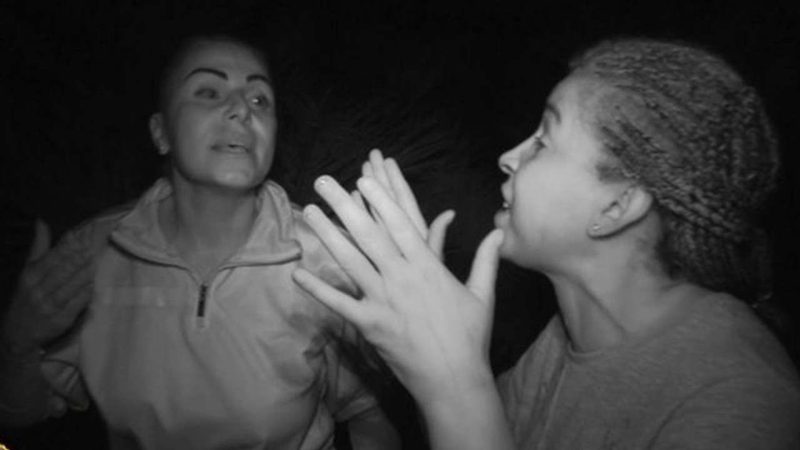 Supervivientes: "Lo que ha hecho mi padre me parece de cobarde, de cerdo" 73 Merca2.es image 2 29 Merca2.es