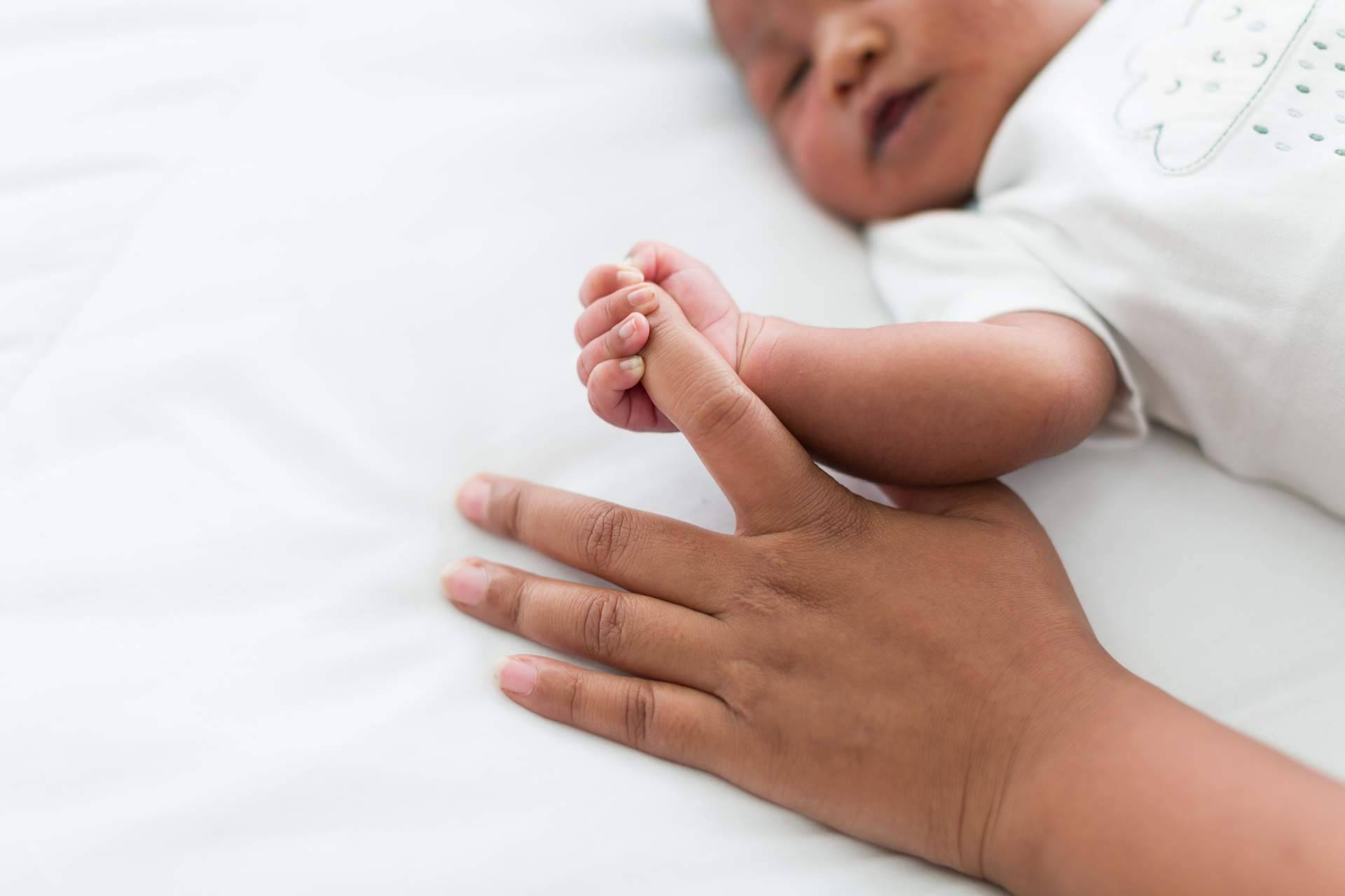 Ventajas físicas y emocionales de la lactancia para el bebé, con Mamá de Lujo