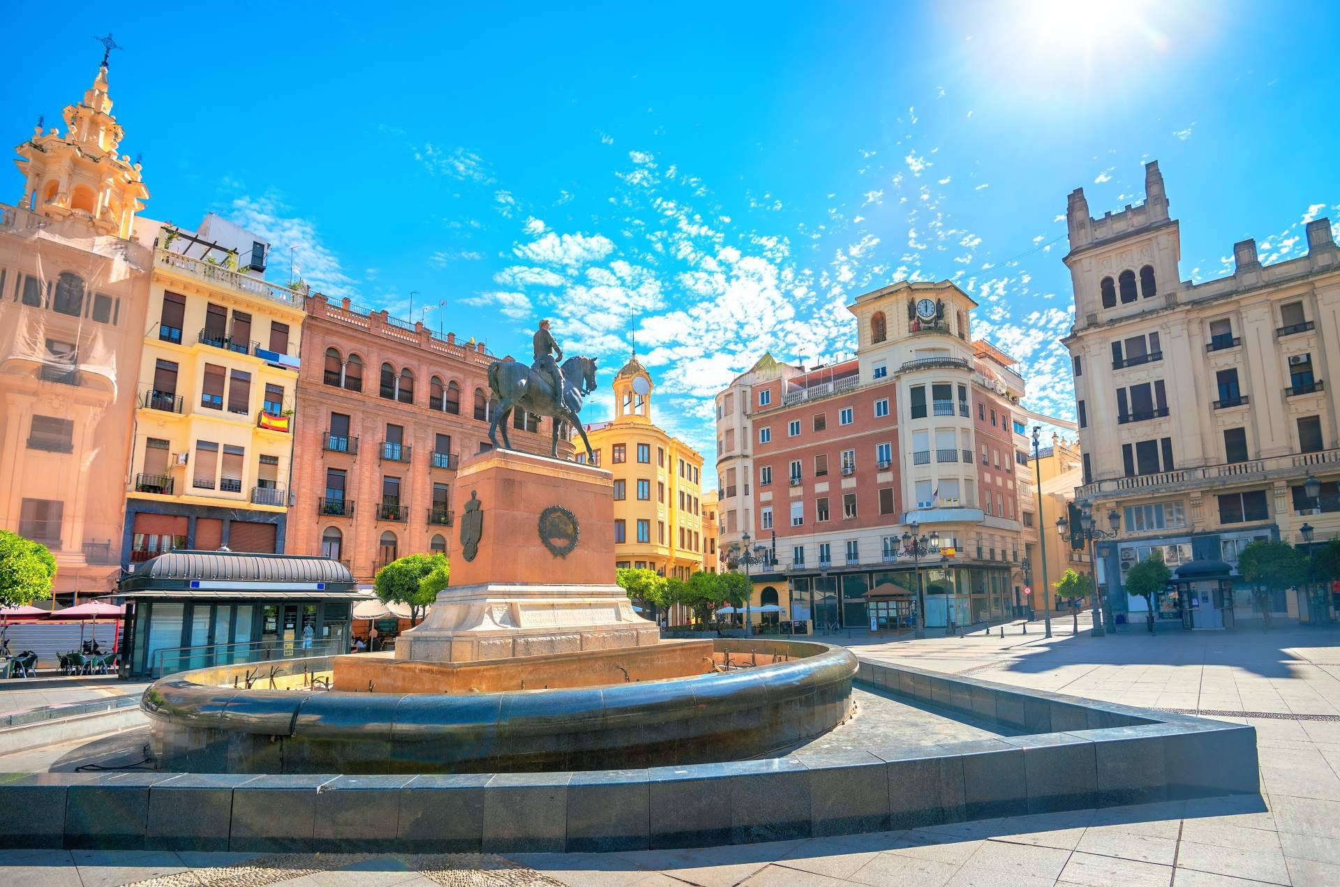 Razones para alojarse en la Pensión Hospedería Lucano, ubicada en pleno centro histórico de Córdoba