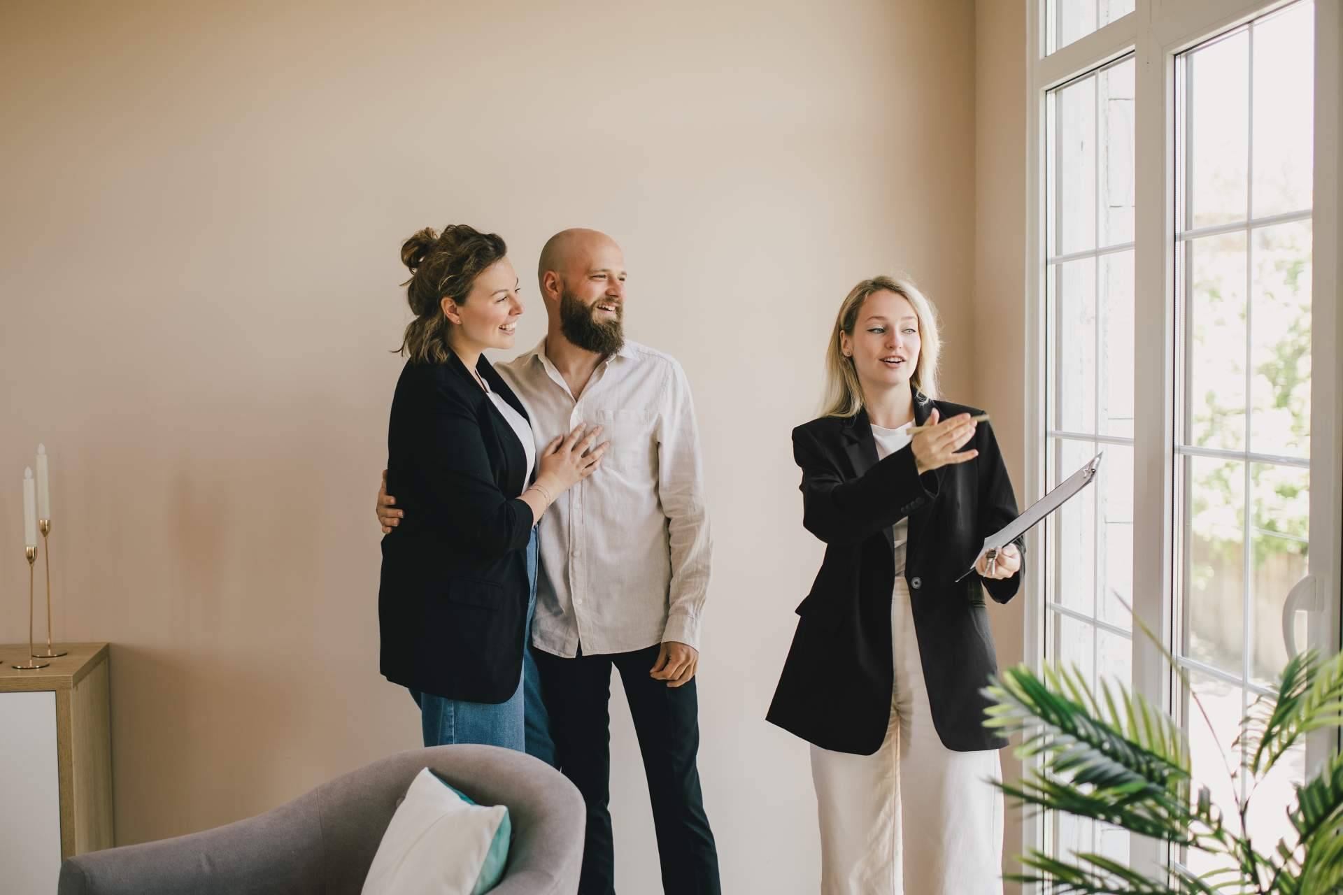 Realtyplus sobre el papel del agente inmobiliario en un mundo global