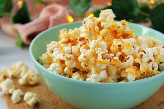 El peligroso componente que llevan las palomitas de supermercado 34 Merca2.es No se trata de cuantos aditivos tienen, sino que cuantas veces consumes las palomitas de supermercado