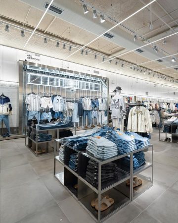 Pull & Bear transforma radicalmente su imagen 2 Merca2.es pb seccion denim Merca2.es