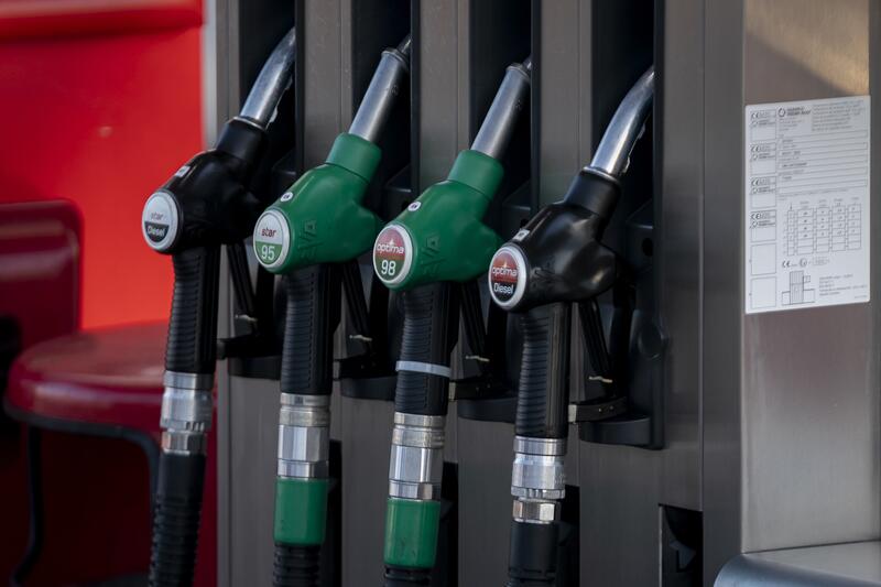 El precio del diésel baja otro 2% esta semana y cae a su nivel más bajo desde finales de enero de 2022