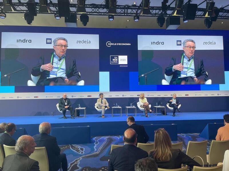 El Gobierno ve fundamental la inversión pública y privada para transformar la industria