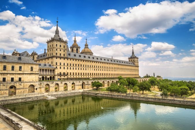 Monasterio de San Lorenzo de El Escorial, Madrid: sumérgete en la historia de España 12 Merca2.es 4 6 Merca2.es