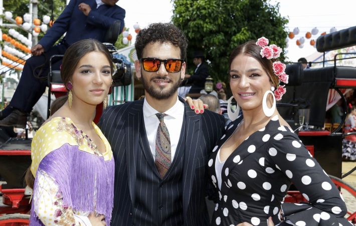 Alma Bollo, Manuel Cortés y Raquel Bollo