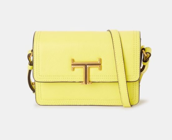 Dale un toque elegante a tu look con estos bolsos de El Corte Inglés 8 Merca2.es Bandolera de piel en color amarillo Merca2.es