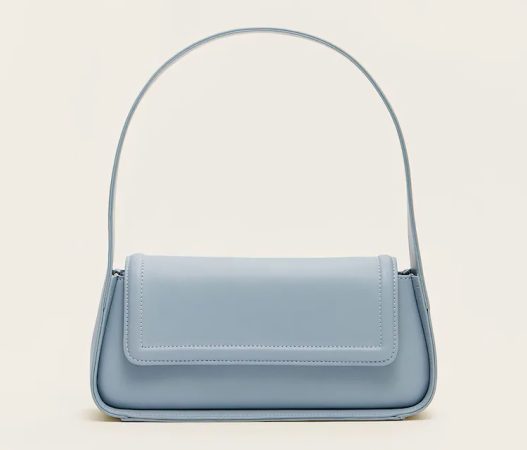 Se agota en Stradivarius este mono vaquero con 'efecto tipazo' 44 Merca2.es Bolso de Stradivarius